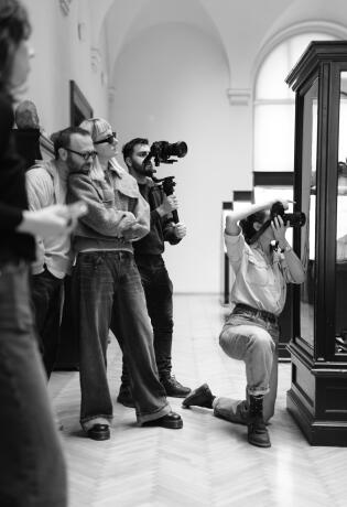 Bonjour. digitalna naslovnica: Pođite s nama iza kulise snimanja modnog editorijala