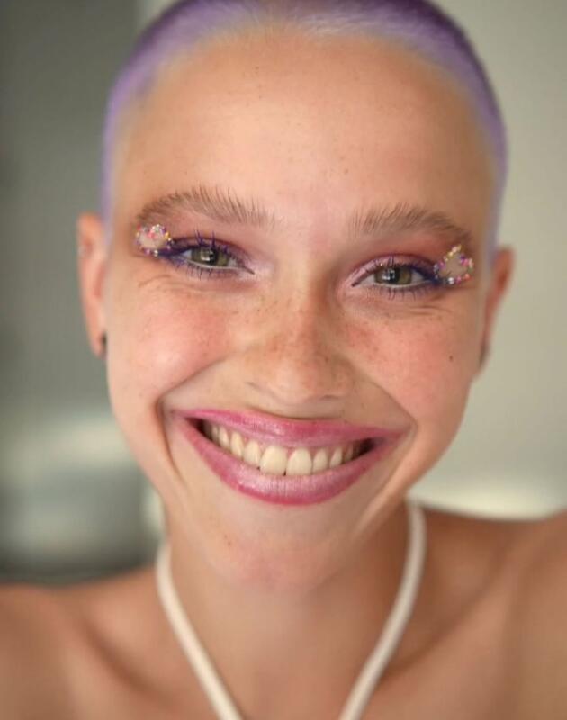 Dopamin makeup: Šta je to i zašto odjednom svi o tome pričaju?