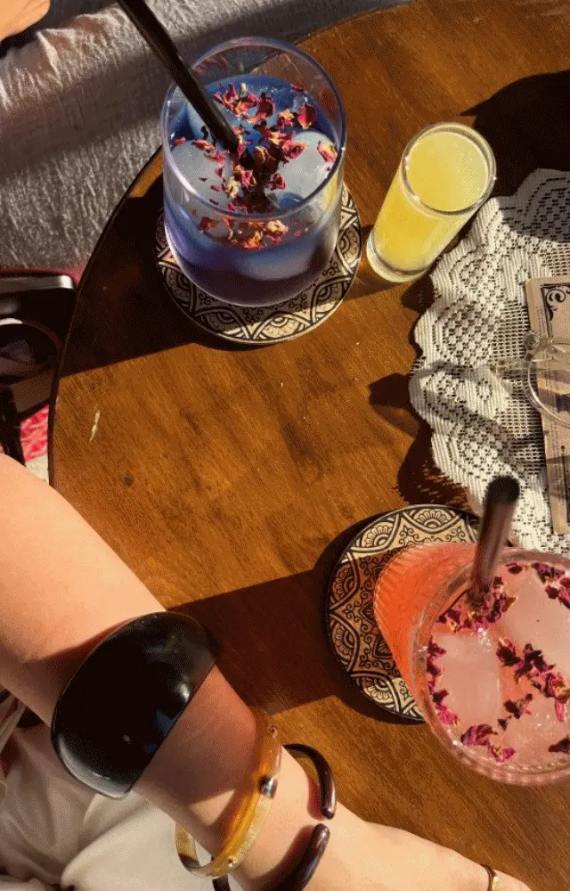 bonjour_ba_bas_ljeti_lokali_gif