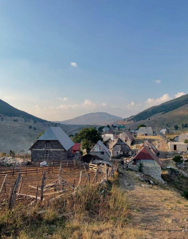 Lukomir: Reset za um, sok od zove i pita koju još prepričavate u povratku.