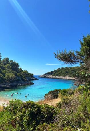 Najljepša plaža na Korčuli? Posjetili smo je i sad znamo zašto svi pričaju o njoj!