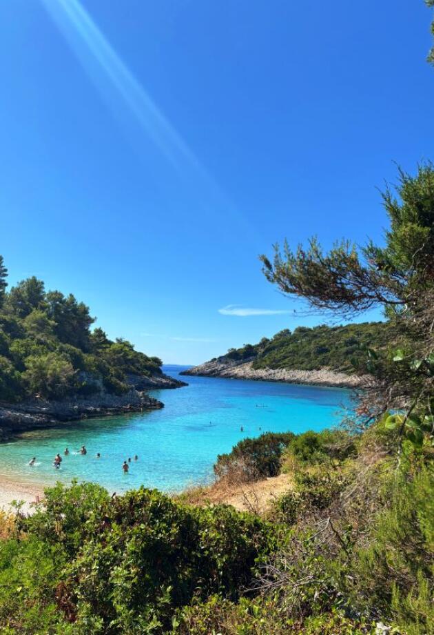 Najljepša plaža na Korčuli? Posjetili smo je i sad znamo zašto svi pričaju o njoj!