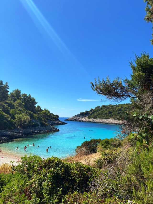 Najljepša plaža na Korčuli? Posjetili smo je i sad znamo zašto svi pričaju o njoj!