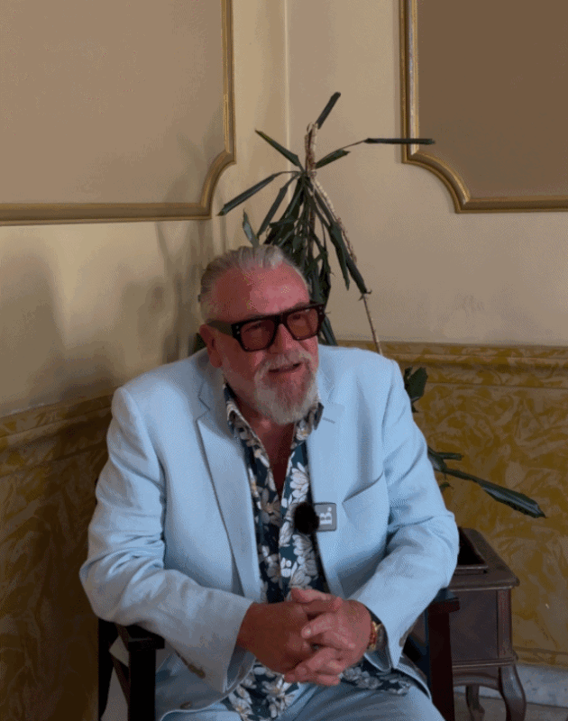 Sjeli smo s Ray Winstoneom: Šta nam je rekao o životu u filmskoj industriji?