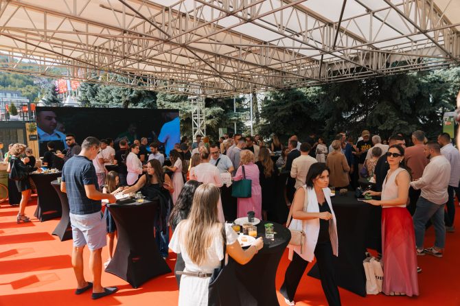 sarajevo-film-festival-behind-the-scene-grand-kafa-bonjour_3_bonjour_ba