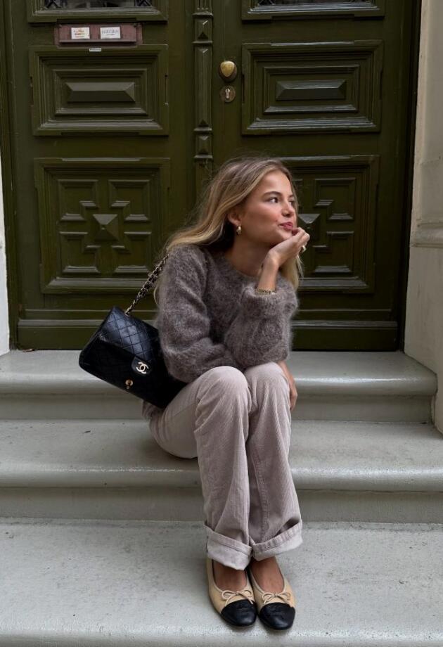 Još ne znate kako da traje godinama? Pravilna njega džempera prirodnih materijala.