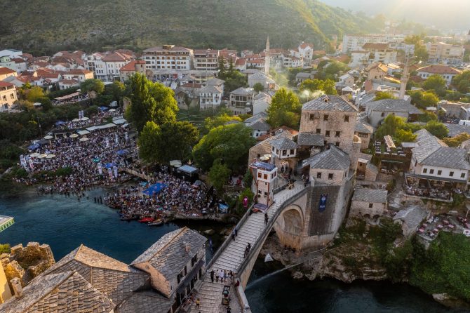 bonjour_ba_red_bull_cliff_diving_mostar_09