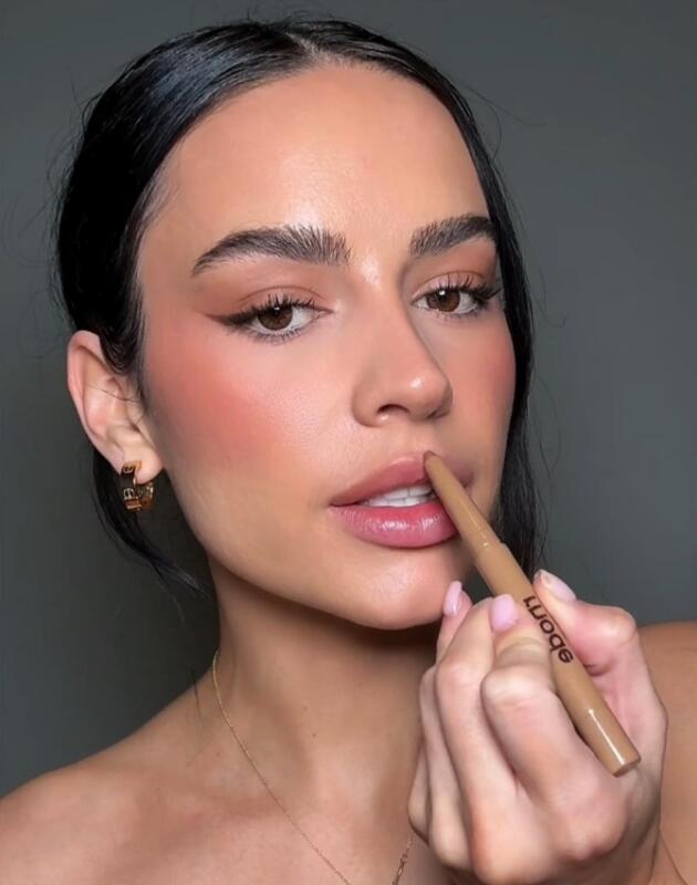 Rhode lip liner: Hype koji žudimo ili makeup trik koji stvarno trebamo?