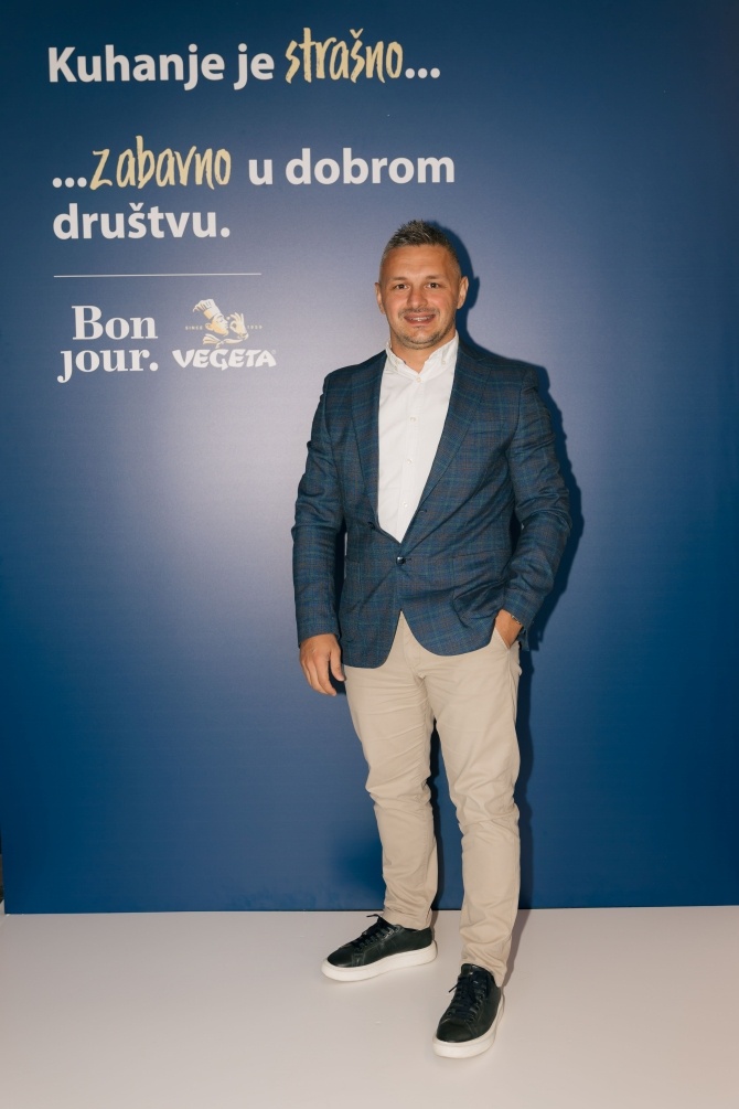 vegeta-bonjour-ba-radionica-miran-karic_photowall_8_bonjour_ba