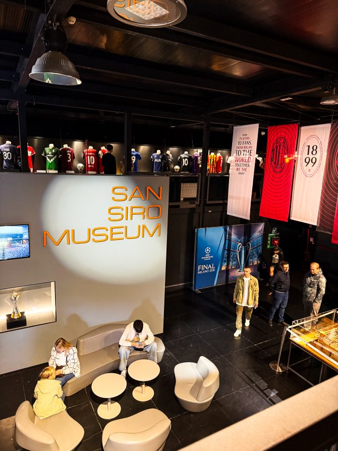 iqos_curious_x_milano__bonjour_ba_15