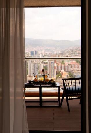 Znate li gdje se pruža jedan od najljepših pogleda na Sarajevo? Upravo ovdje.