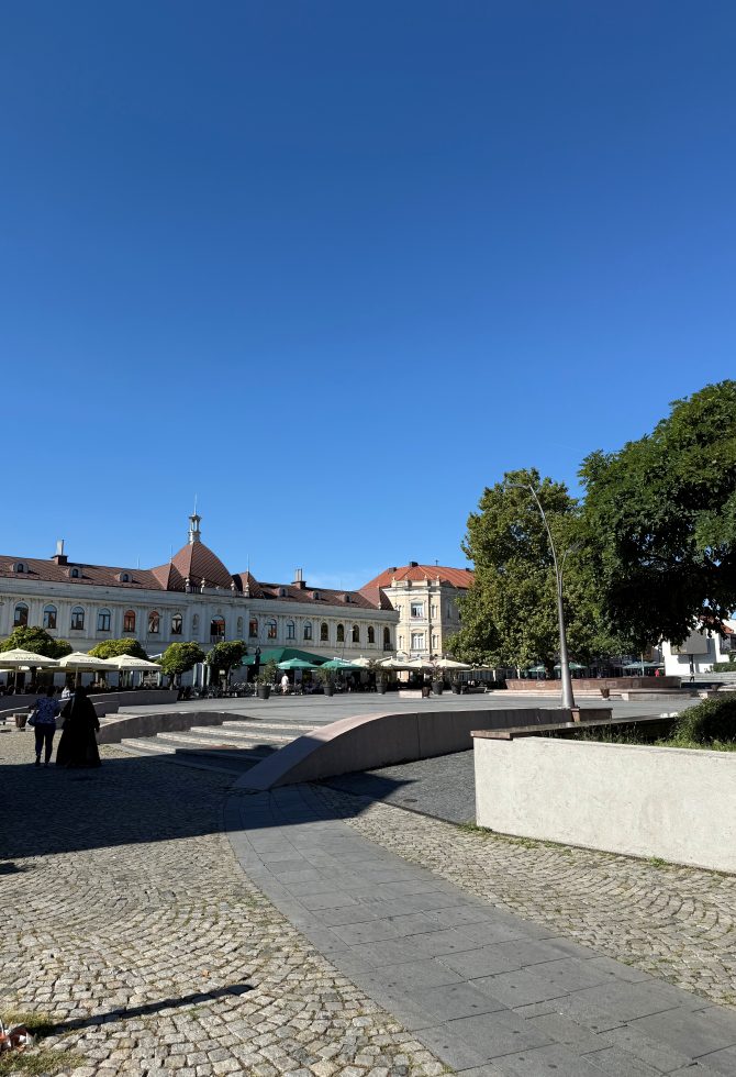 bonjour_ba_iqos_posjetili_smo_tuzla_r_01