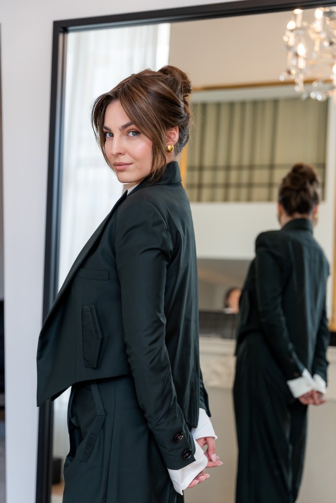 ogledalce-sarajevo-elma-boja-kose-20-bonjour-ba