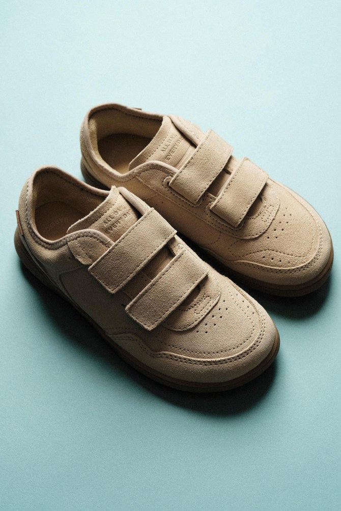 zara-barefoot-3-bonjour-ba
