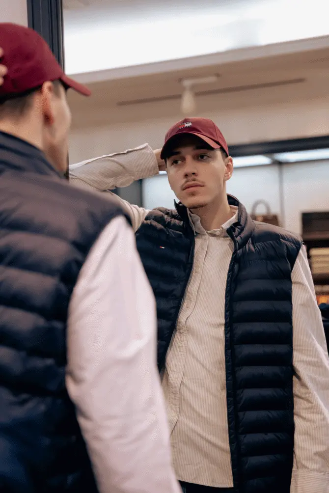 aria-mall-5-bonjour-ba-gif