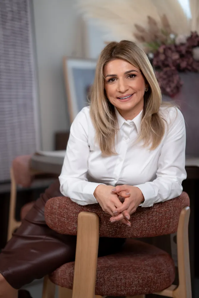 asa-banka-arnela-alagic-10-bonjour-ba