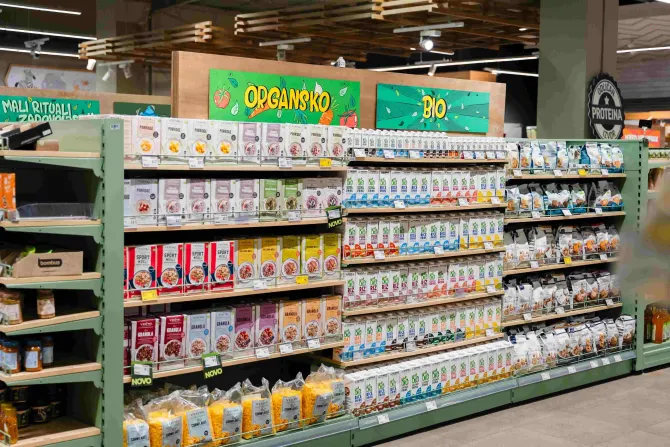 crvena-jabuka-clea-health-beauty-banjaluka-7-bonjour-ba