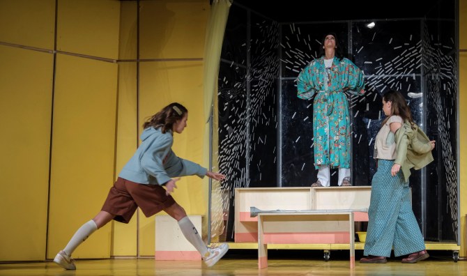 kamerni-teatar-5519bonjour-ba