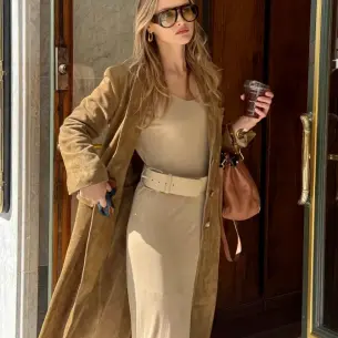 Reserved haljine za zimu 2025: otkrili smo hit modele koje će svi nositi ove sezone.