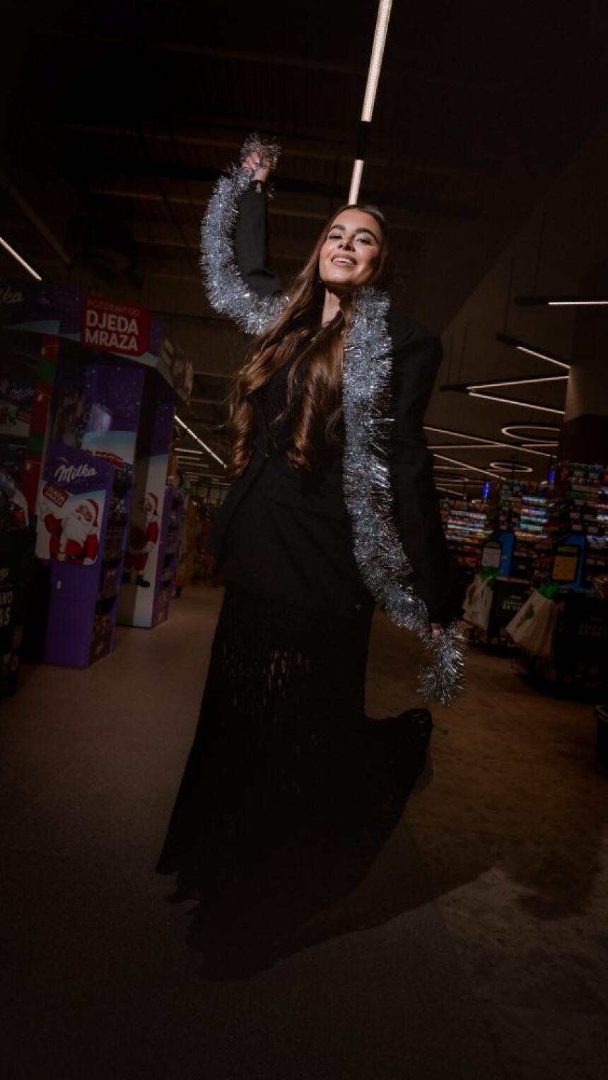 Bez lutanja po gradu: Sastavili smo 3 kombinacije za Novu godinu i svaki scenario dočeka