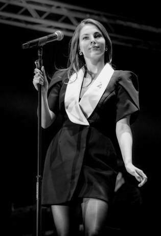 Džejla Ramović inspiracija za outfit: Znamo gdje kupiti ovu haljinu