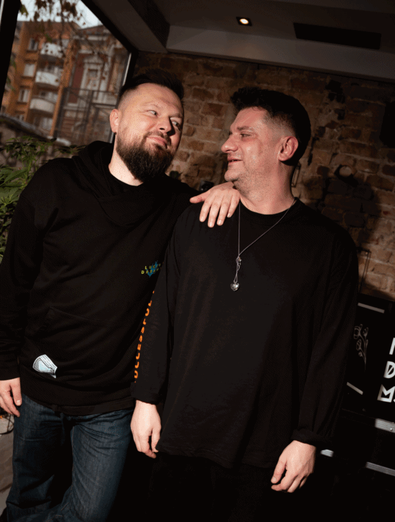 Baštinih 10: Sjeli smo s Bojanom i Renadom i vratili se na trenutke koji su oblikovali bh. scenu