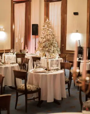 U Sarajevu se sprema jedna od najbajkovitijih prazničnih večera: Da li ste rezervisali mjesto?