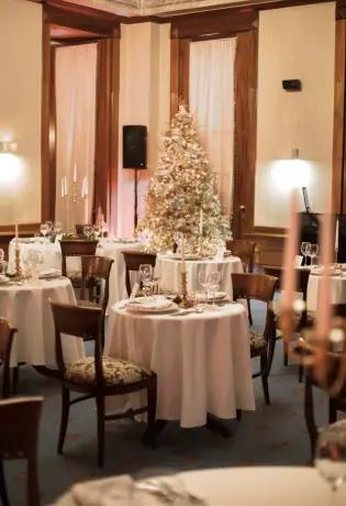 U Sarajevu se sprema jedna od najbajkovitijih prazničnih večera: Da li ste rezervisali mjesto?