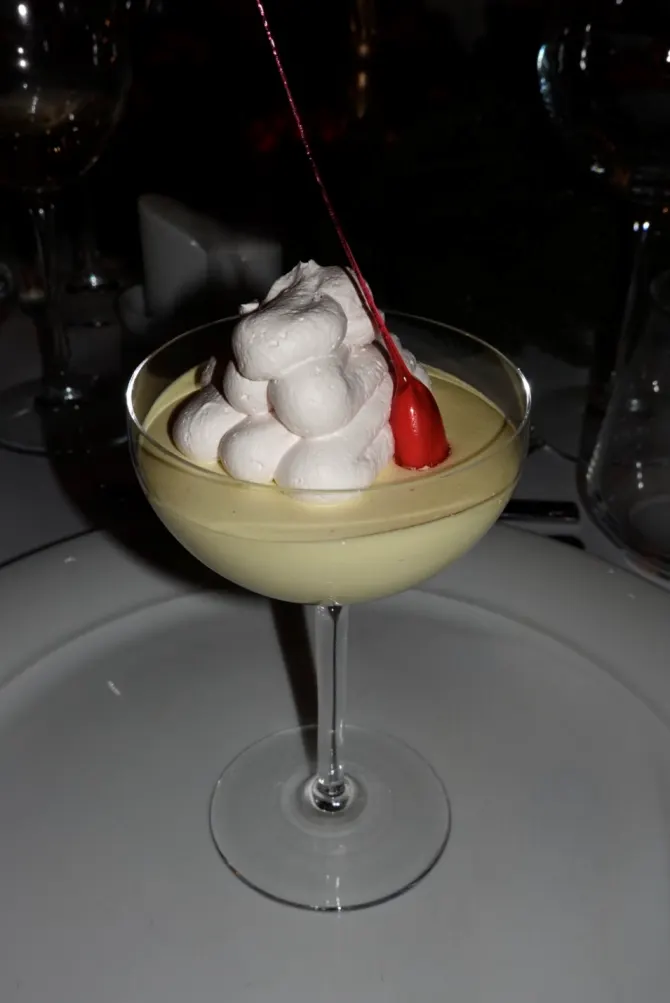 hotel-europe-praznicna-vecera-4-bonjour-ba