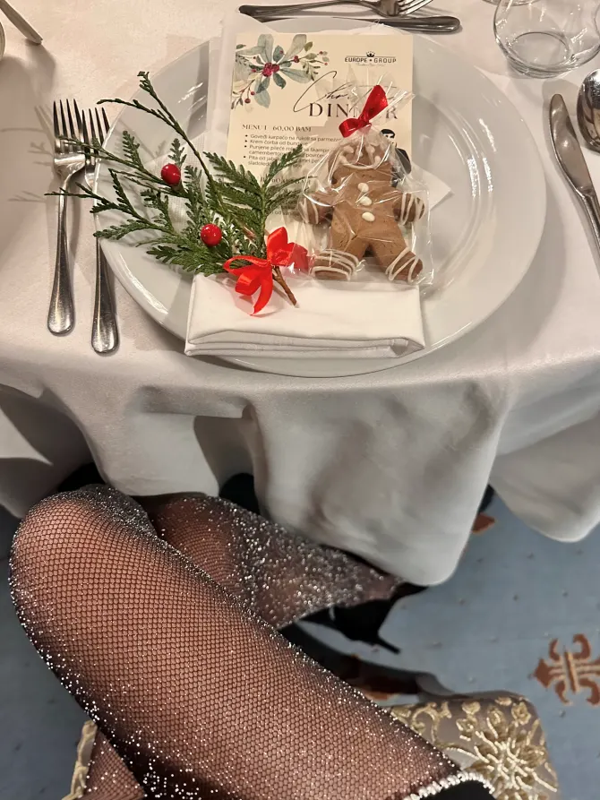 hotel-europe-praznicna-vecera-6-bonjour-ba