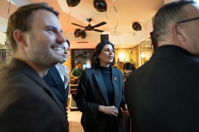 m-rasvjeta-event-kawa-lets-glow-together-202-bonjour-ba