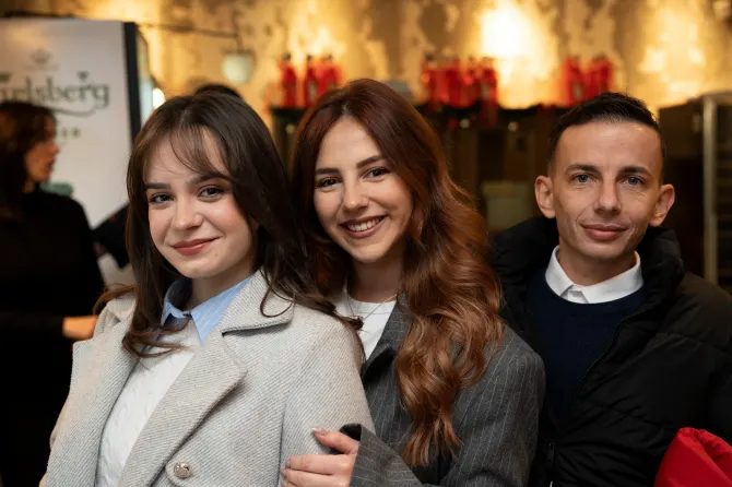 m-rasvjeta-event-kawa-lets-glow-together-215-bonjour-ba