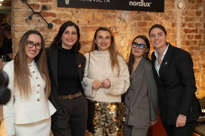 m-rasvjeta-event-kawa-lets-glow-together-233-bonjour-ba