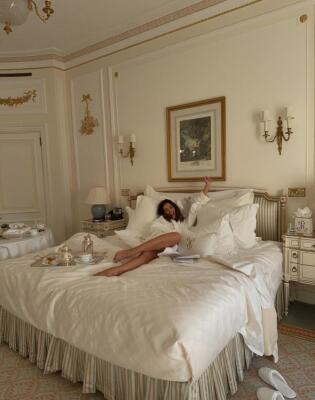 Bijele posteljine mijenjamo ovim: English Home setovi s prugama sada su sniženi 50%