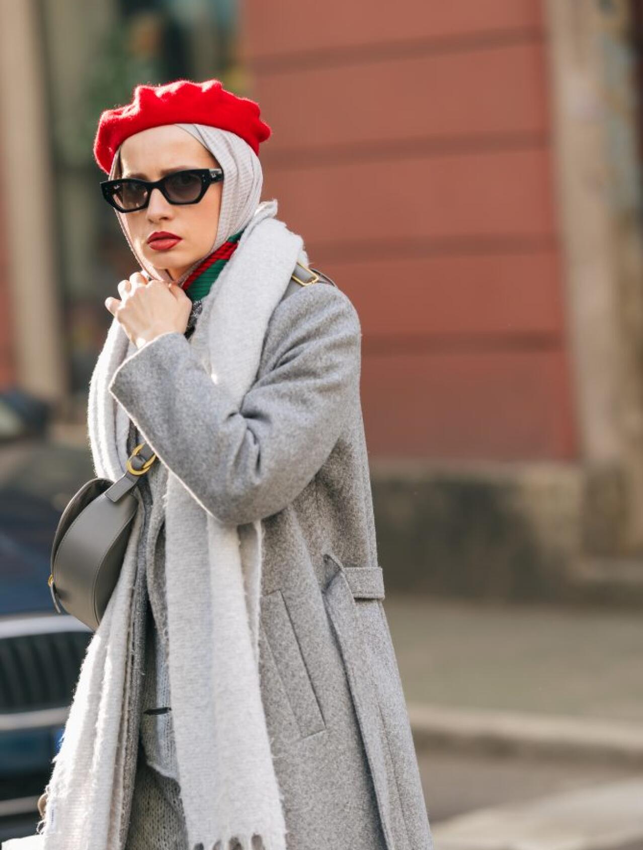 Ulice grada u bojama: Pantone boja godine ne može parirati zimskim kombinacijama Sarajeva