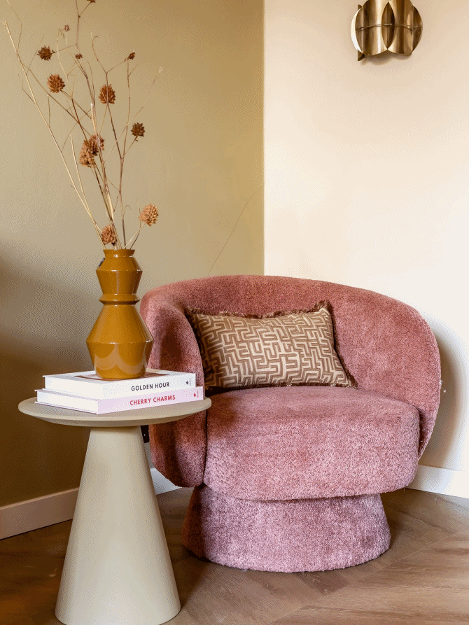 Vraćaju se hrabre palete: Ovo su kombinacije boja koje će definisati interijere 2026.