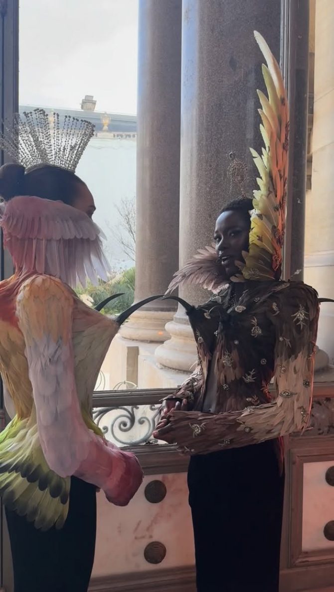 paris_fashion_week_schiaparelli_bonjour_ba_1