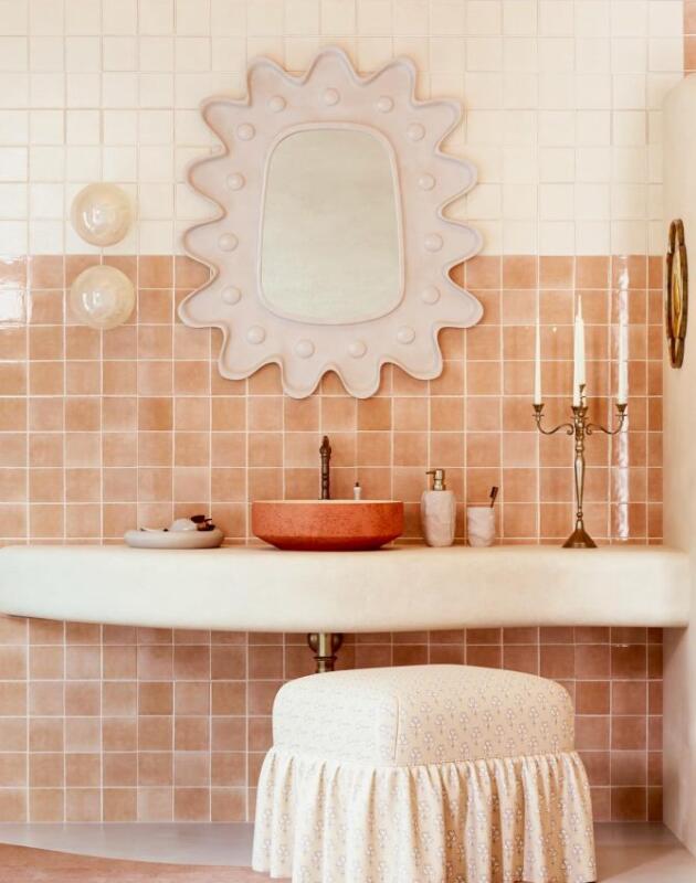 Izgleda kao dizajnerski komad: Pronašli smo neobično ogledalo iz Sinsay-a na sniženju