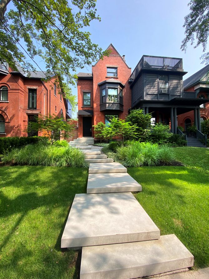 kuca_toronto_studio_pyramid_bonjour_ba_1