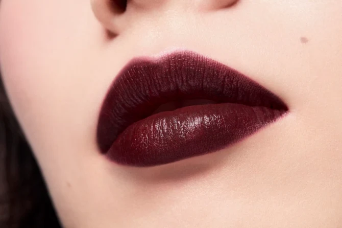 rouge-noir-chanel-46-bonjour-ba