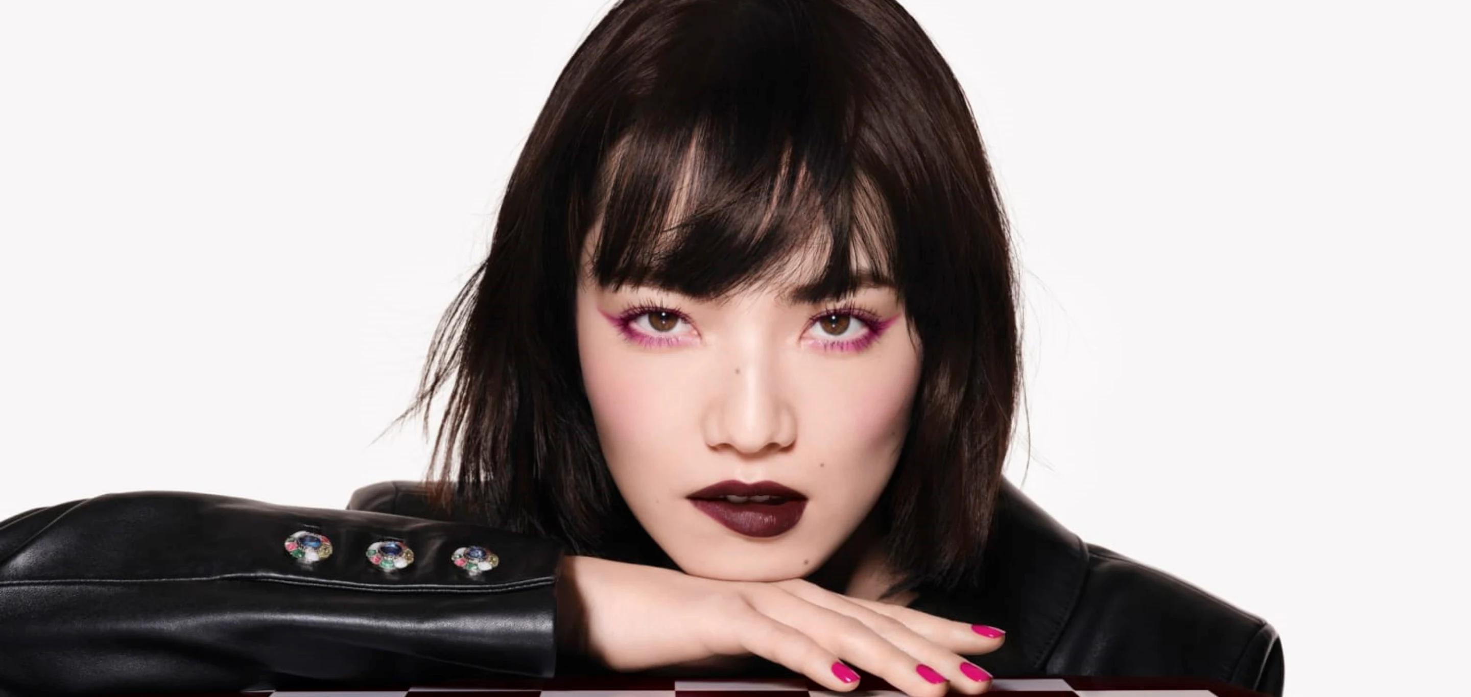 ROUGE NOIR: Kada se stara boja vrati kao najjači CHANEL potez i da, izgleda moćno!