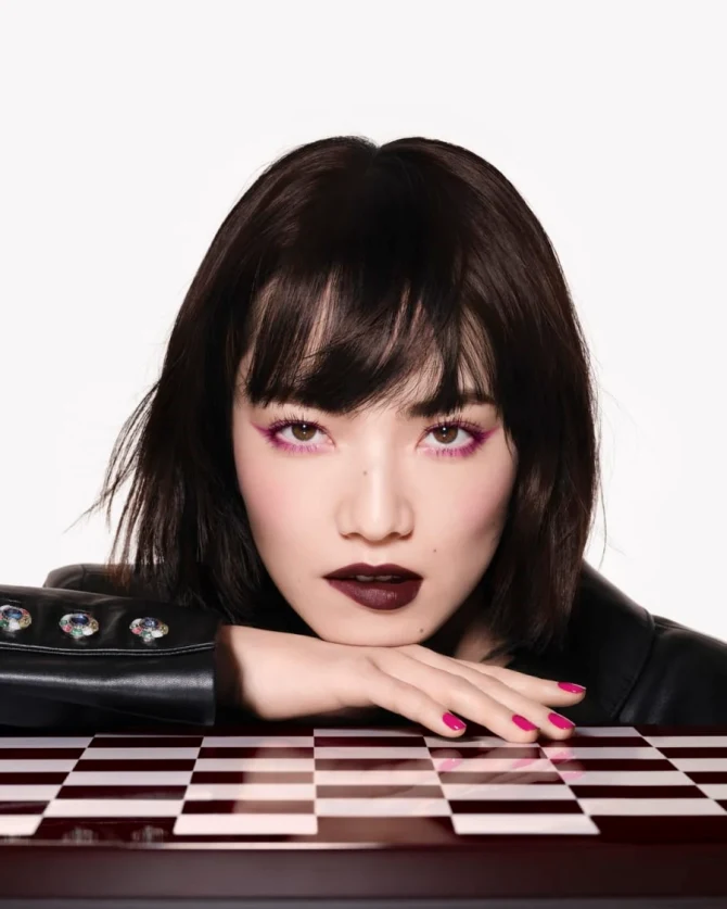 ROUGE NOIR: Kada se stara boja vrati kao najjači CHANEL potez i da, izgleda moćno!