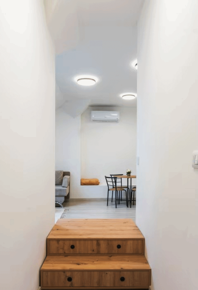 Marijin Dvor krije mali stan pod krovom pretvoren u svijetao, smiren interijer