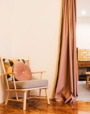 Šareni stan u Sarajevu nas je podsjetio koliko dobar trpezarijski prostor mijenja cijeli dom