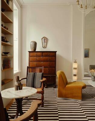 Ako niste naslijedili naninu, pronašli smo drvene komode i vitrine koje imaju tu toplinu