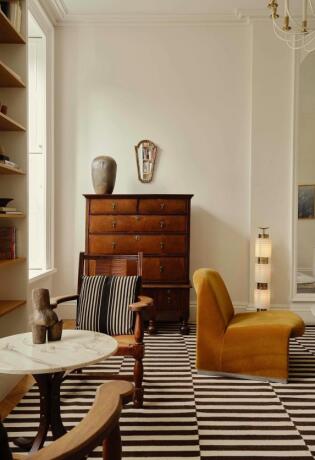 Ako niste naslijedili naninu, pronašli smo drvene komode i vitrine koje imaju tu toplinu