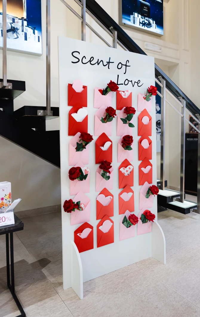 valentinovo-poklon-parfem-martimex_9-bonjour-ba