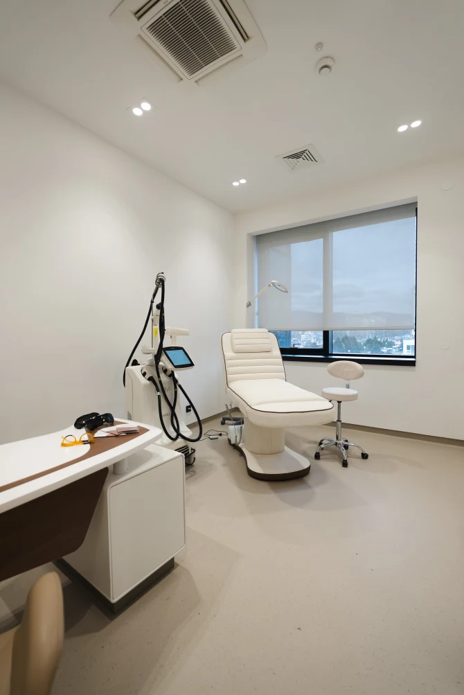 intervju-skin-clinic-samra-soskic-mladez-dermatolog-botoks-50097-bonjour-ba