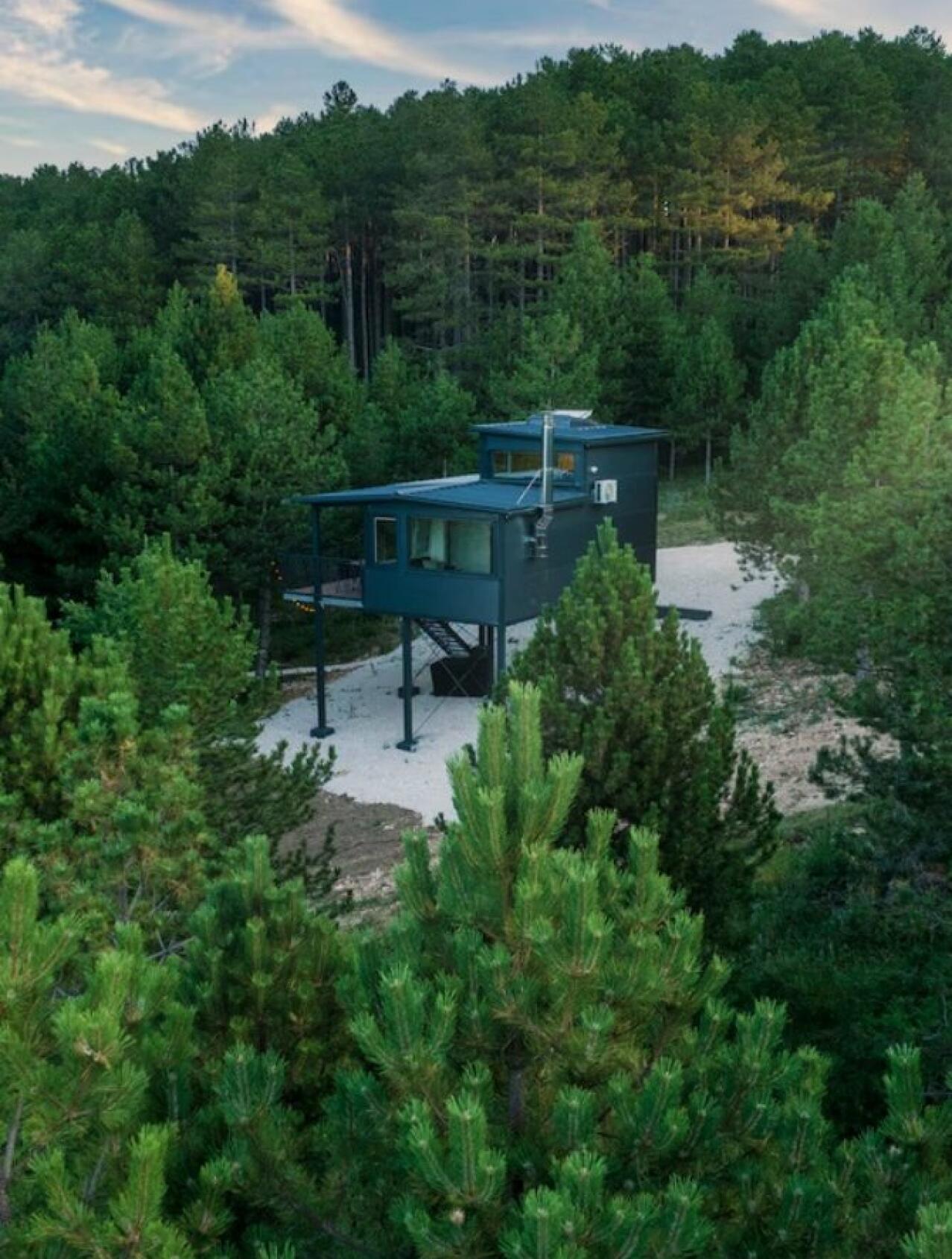 Nedaleko od Mostara pronašli smo treehouse koji redefiniše mikro objekte u prirodi