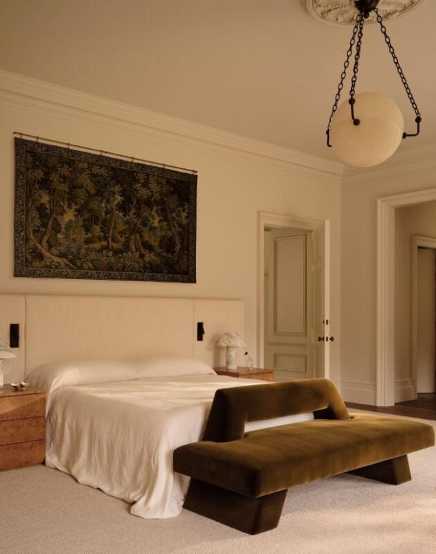 4 načina kako stilizovati jedan od pametnijih komada koji možete dodati spavaćoj sobi